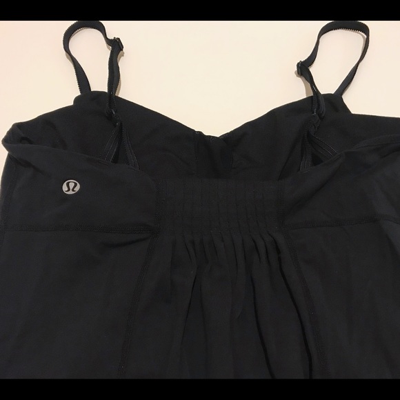 Lululemon Fouette Tank Top Yoga size 10 Black - Picture 3 of 5